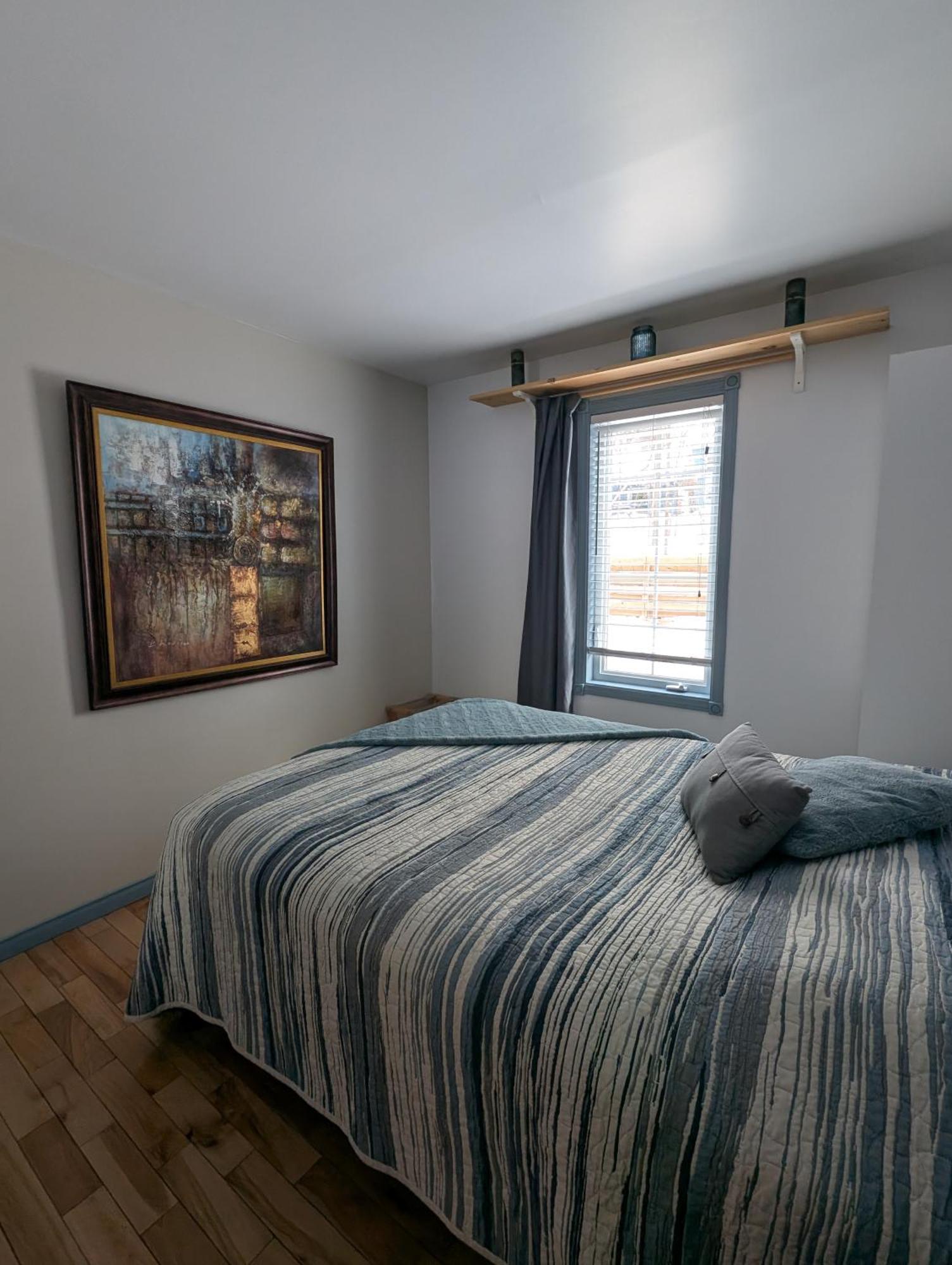 Bed and Breakfast Au Saut Du Lit Magog Exterior foto